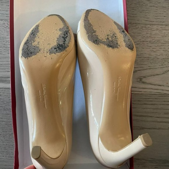 Salvatore Ferragamo 9cm New Bisque Heel (Nude) Size 8 - Picture 8 of 9